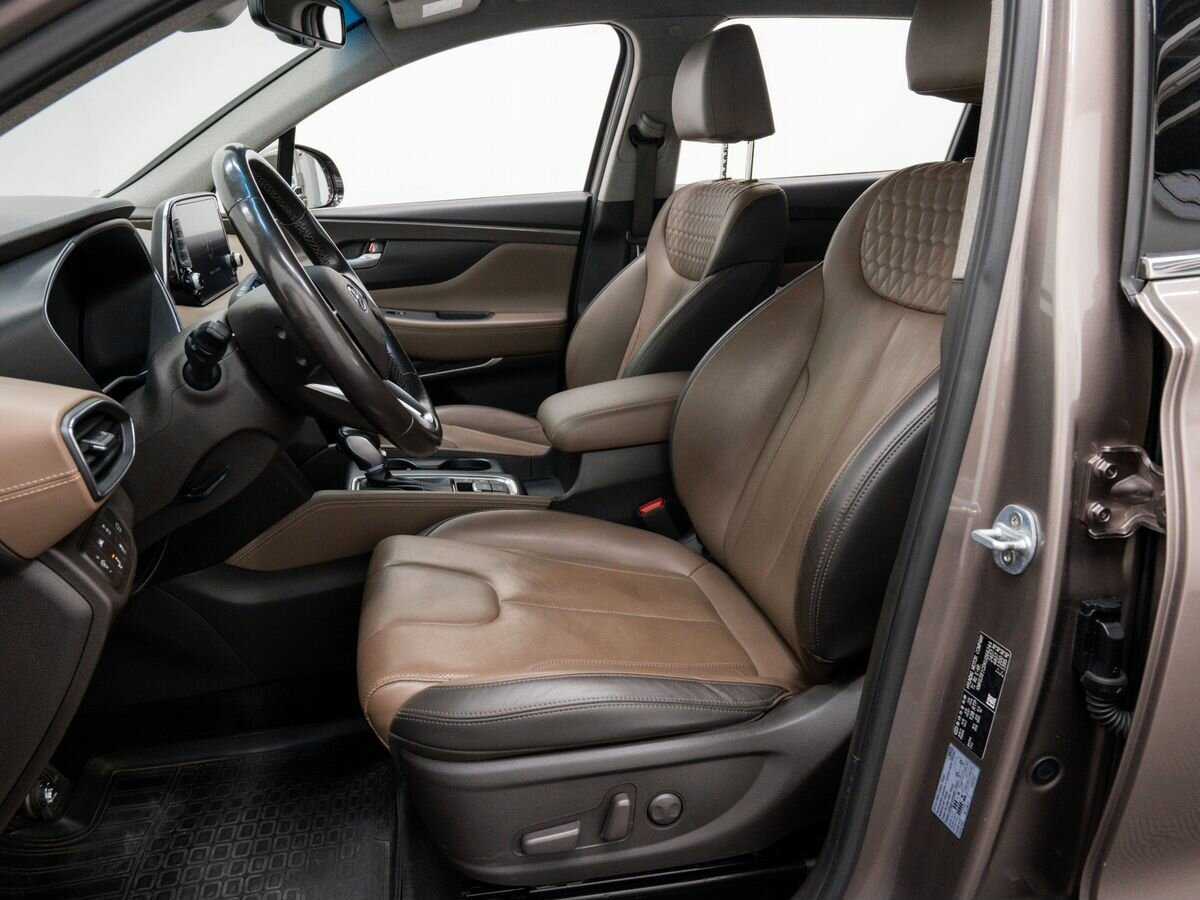 Купить Hyundai Santa Fe с пробегом. Фото: #14