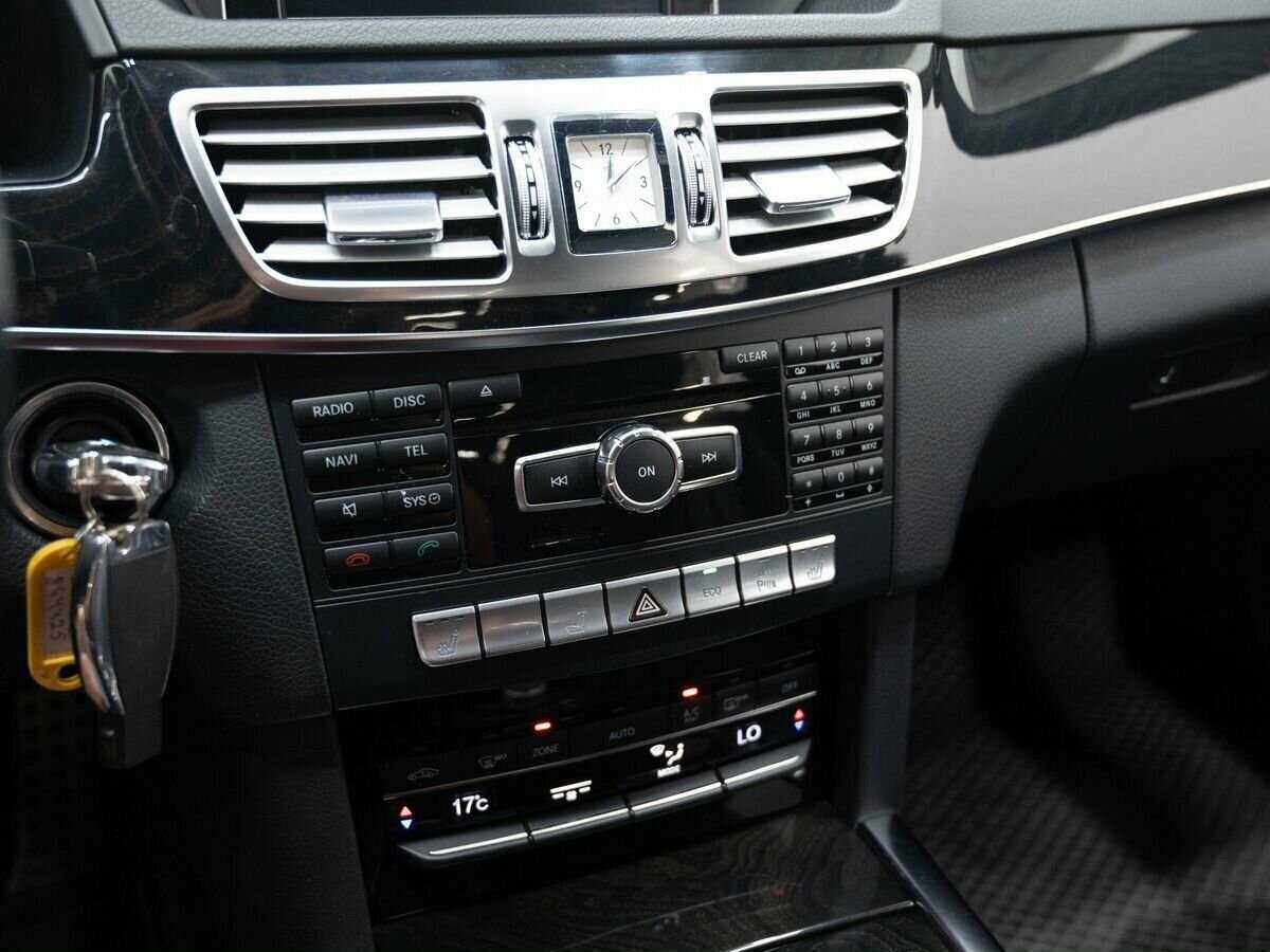 Купить Mercedes-Benz E-Класс с пробегом. Фото: #18