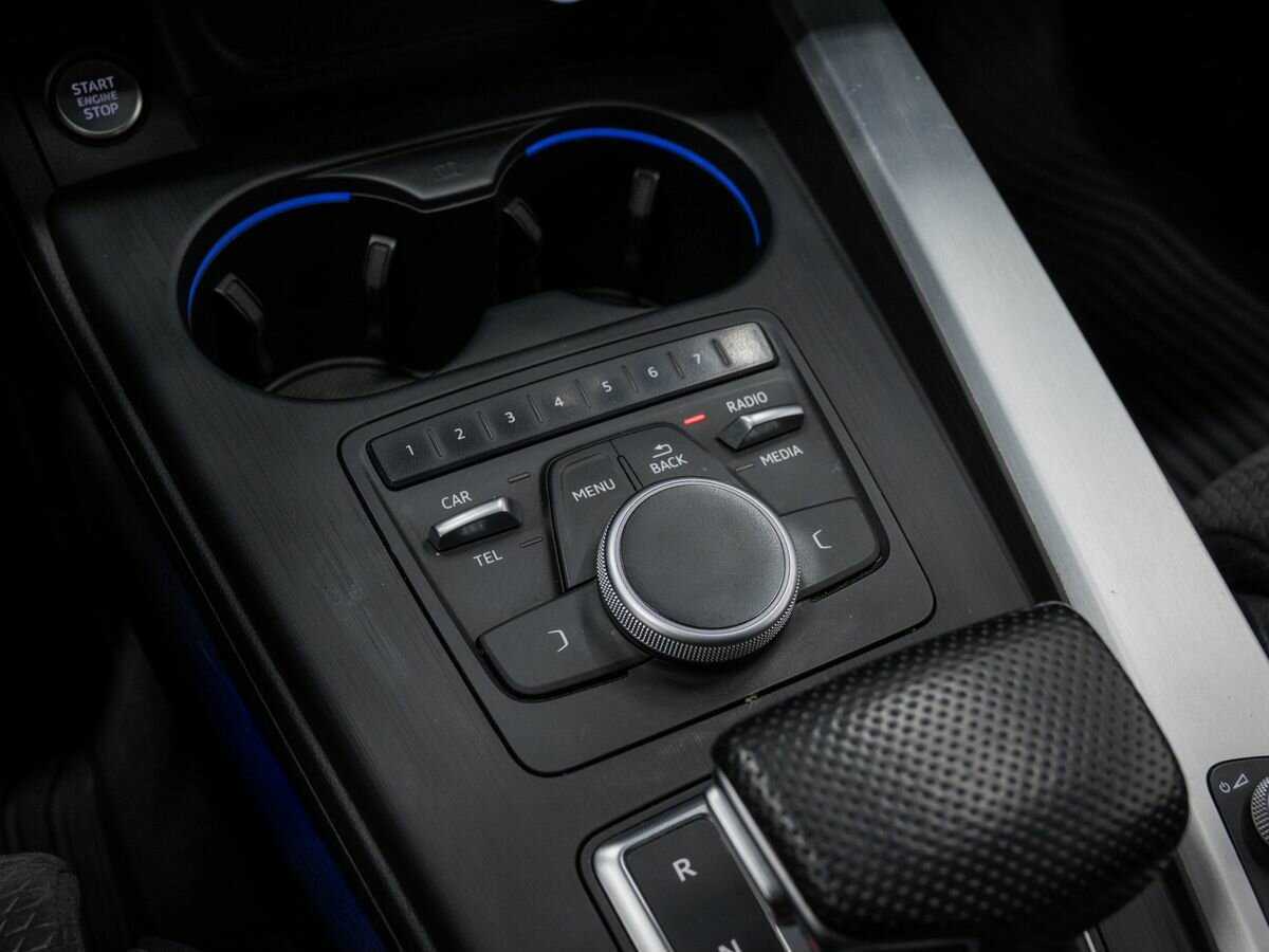 Купить Audi A4 с пробегом. Фото: #18