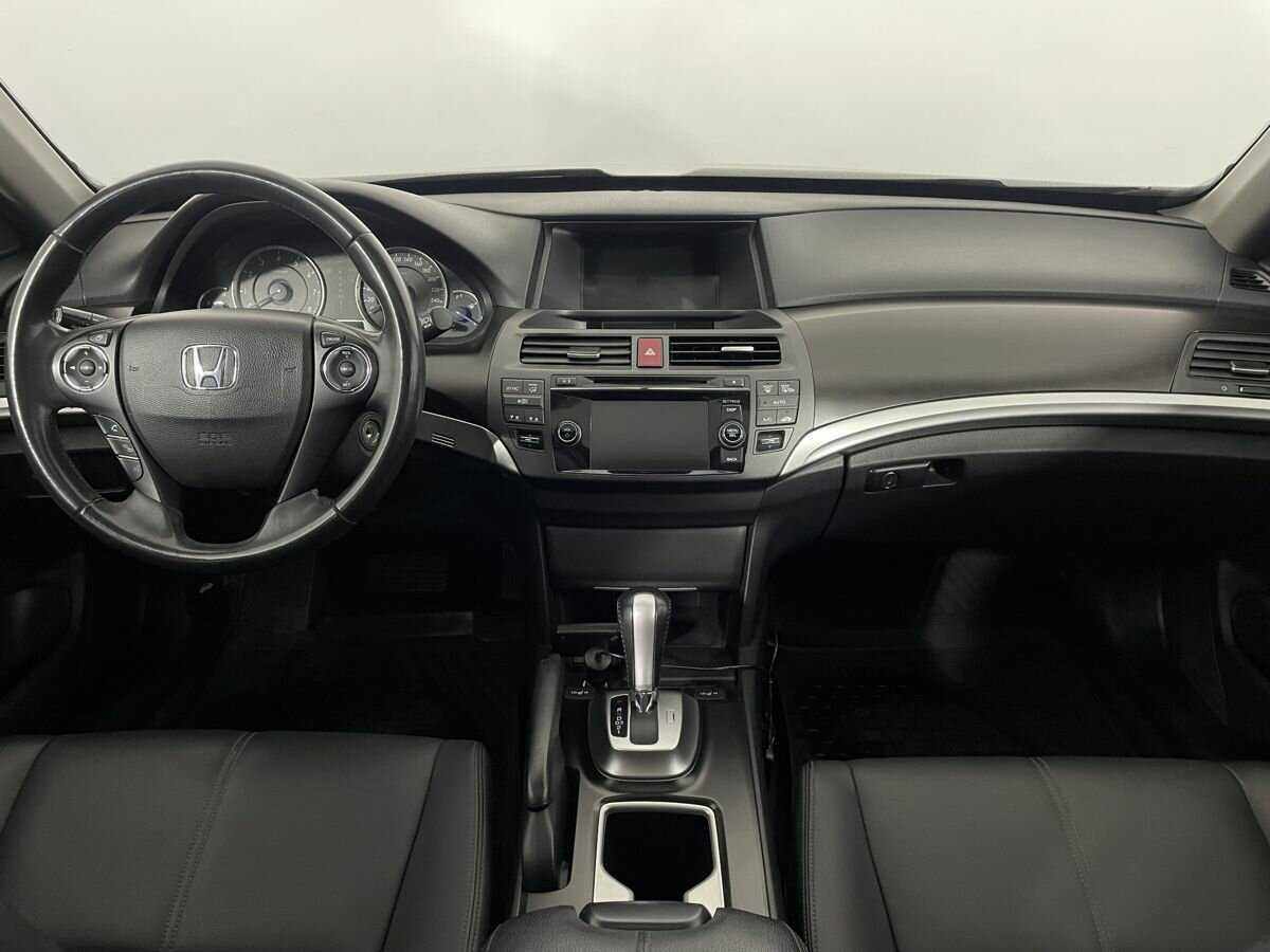Купить Honda Crosstour с пробегом. Фото: #6
