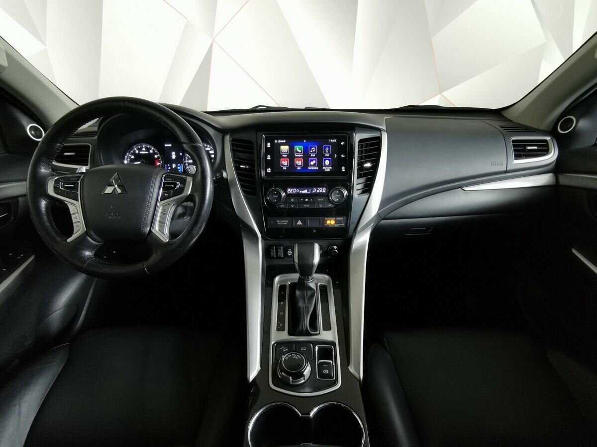 Купить Mitsubishi Pajero Sport с пробегом. Фото: #9