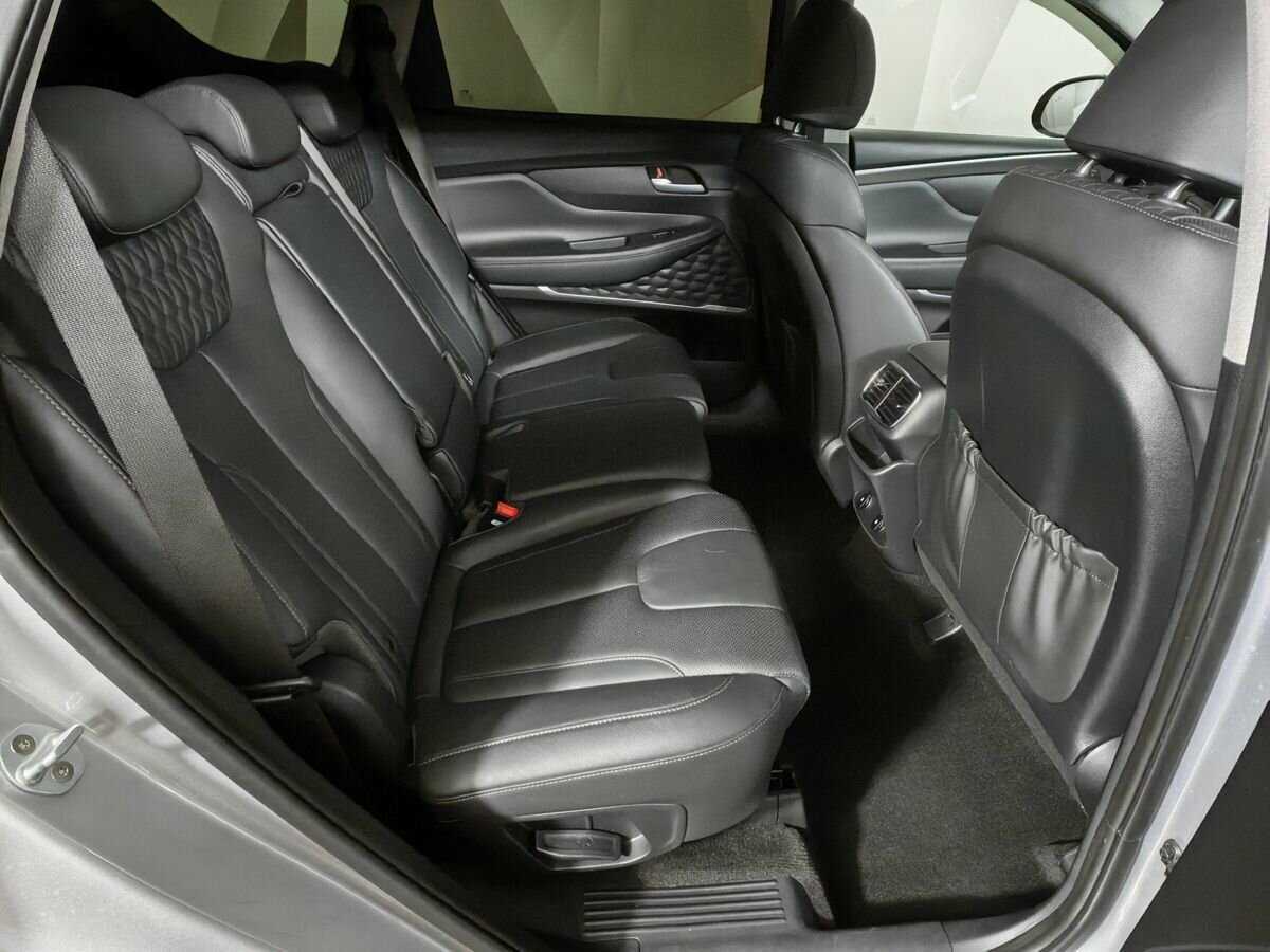 Купить Hyundai Santa Fe с пробегом. Фото: #11