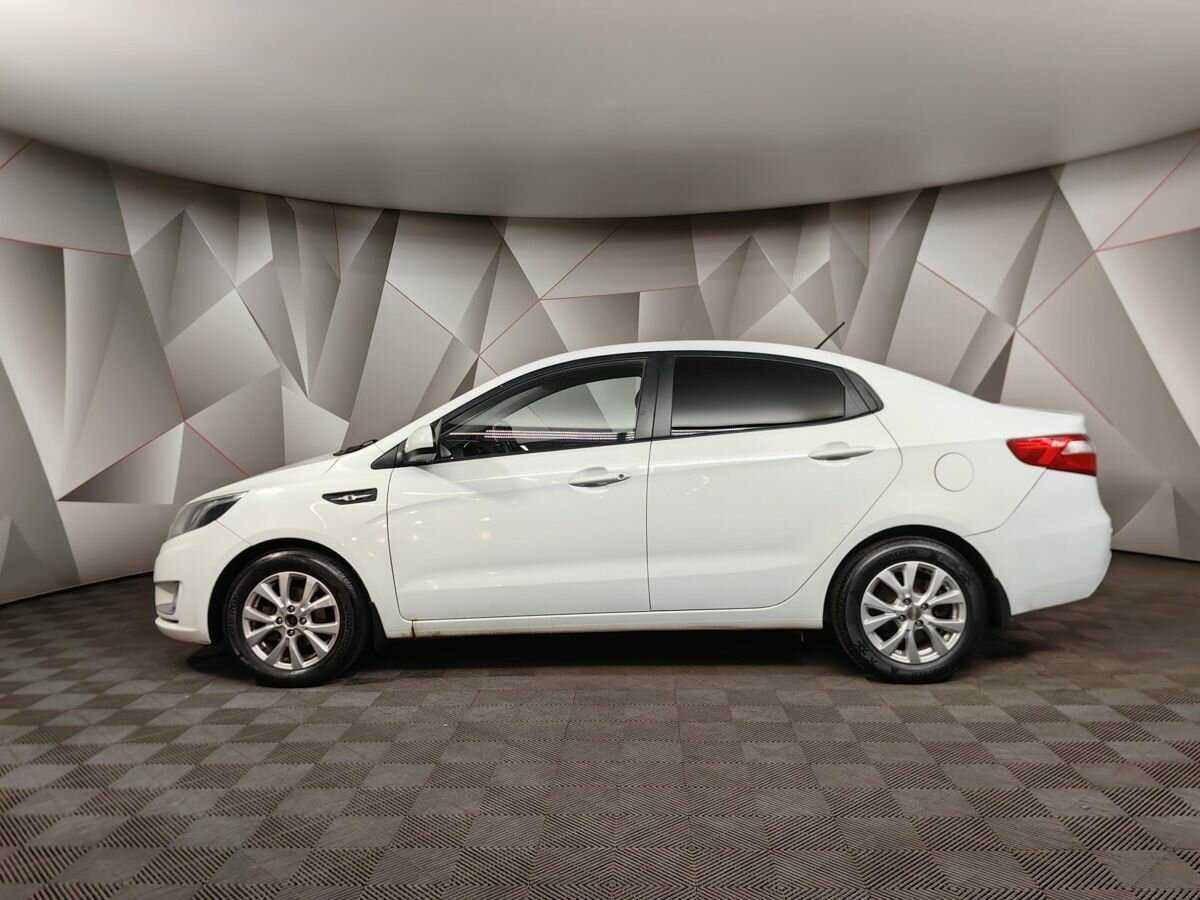 Купить Kia Rio с пробегом. Фото: #4