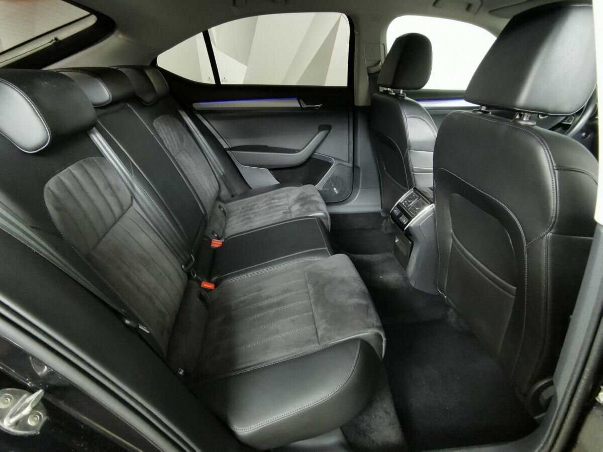 Купить Skoda Superb с пробегом. Фото: #11