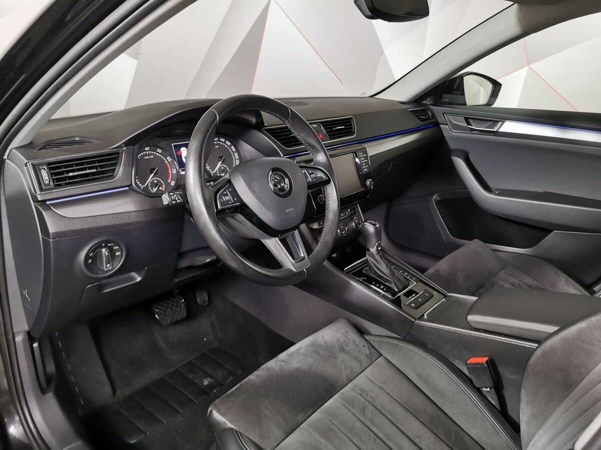 Купить Skoda Superb с пробегом. Фото: #13