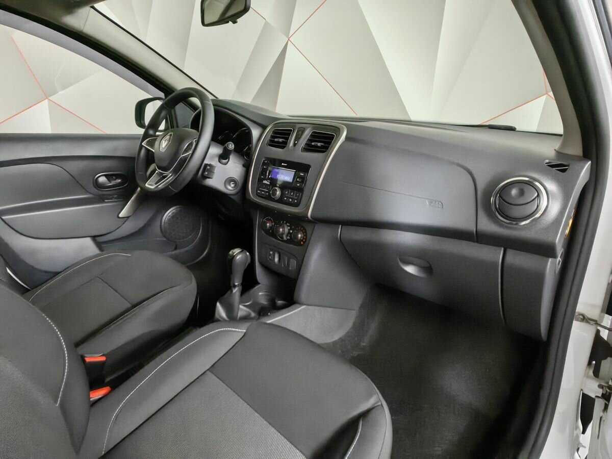 Купить Renault Sandero с пробегом. Фото: #8