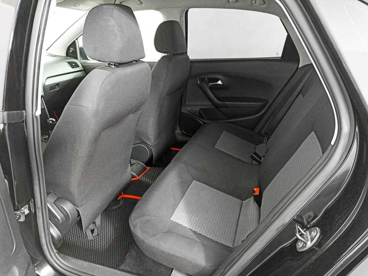 Купить Volkswagen Polo с пробегом. Фото: #9