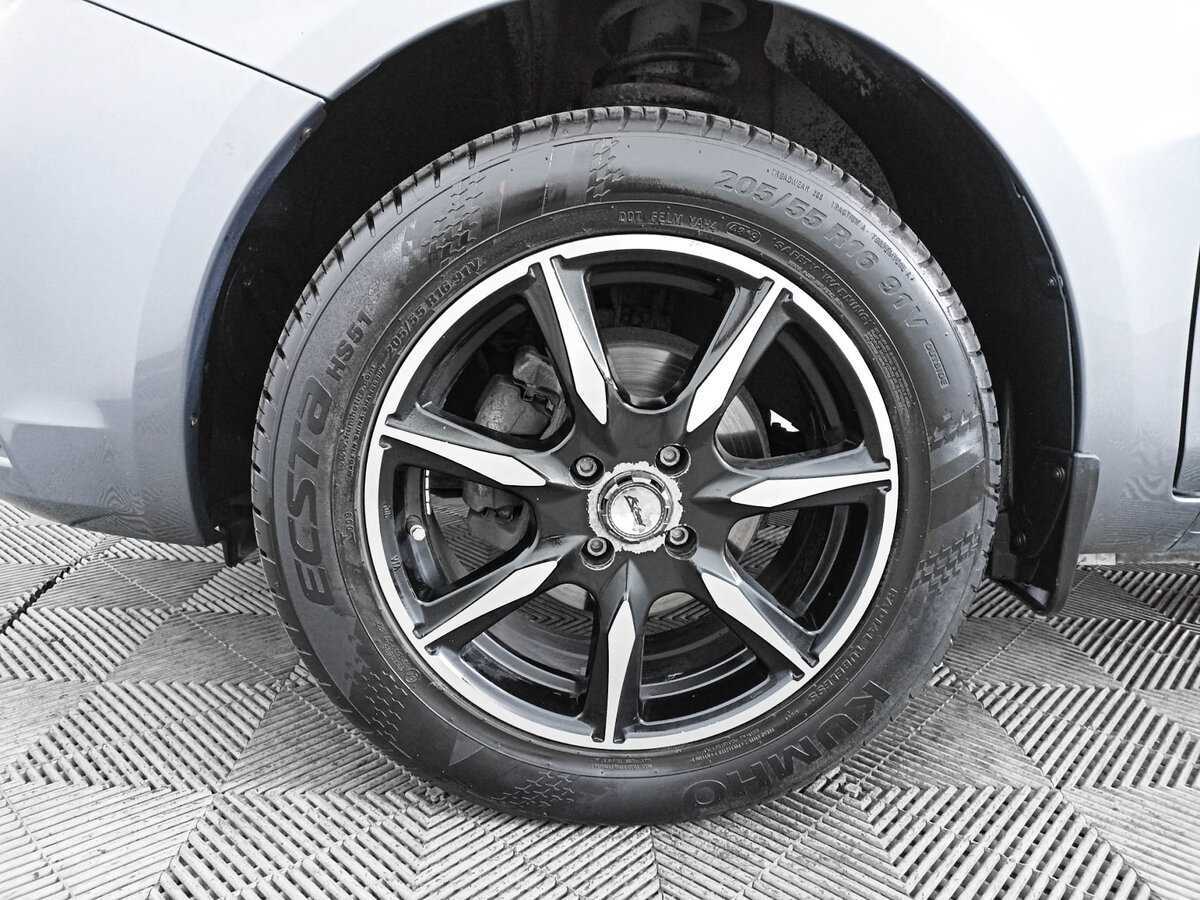 Купить Lada (ВАЗ) Vesta с пробегом. Фото: #17