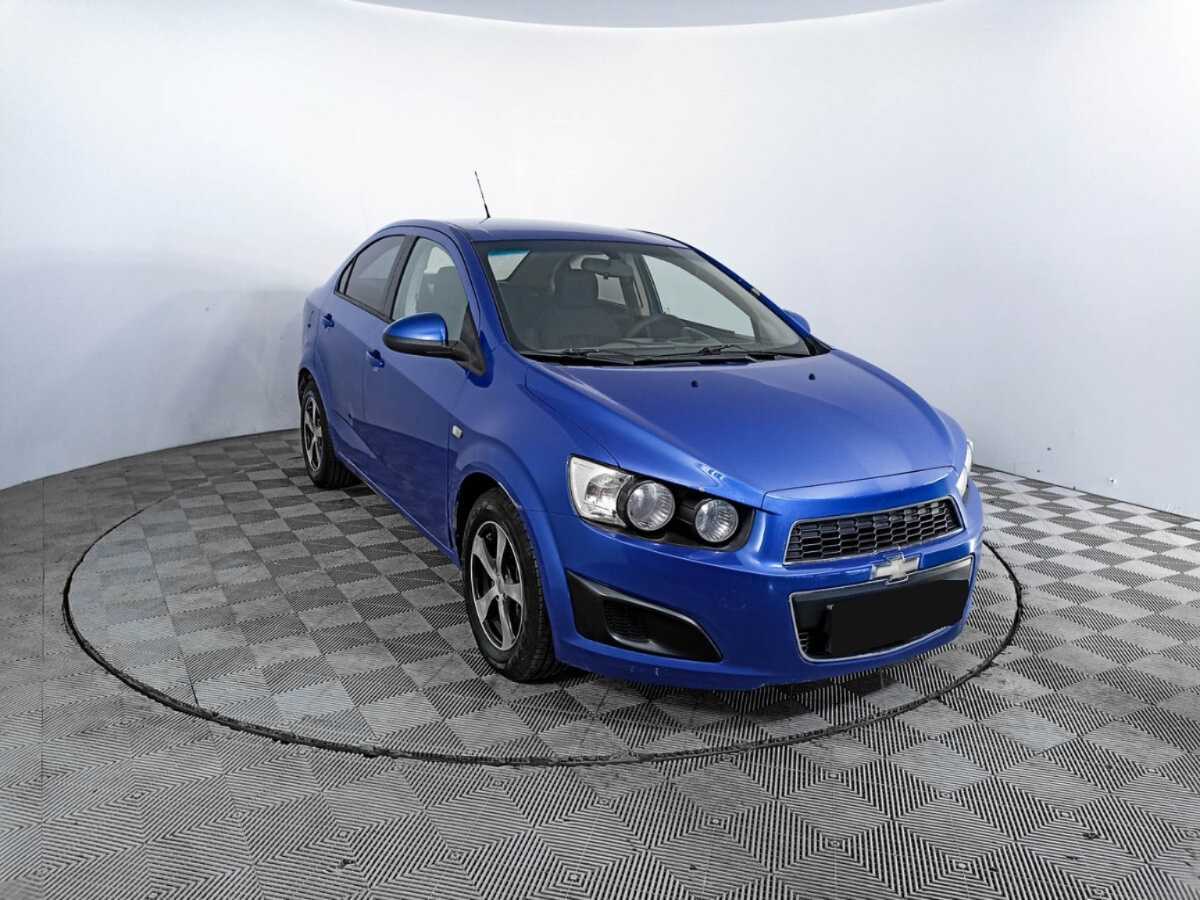 Купить Chevrolet Aveo с пробегом. Фото: #2