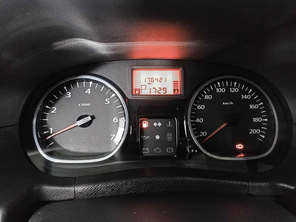 Купить Renault Duster с пробегом. Фото: #10