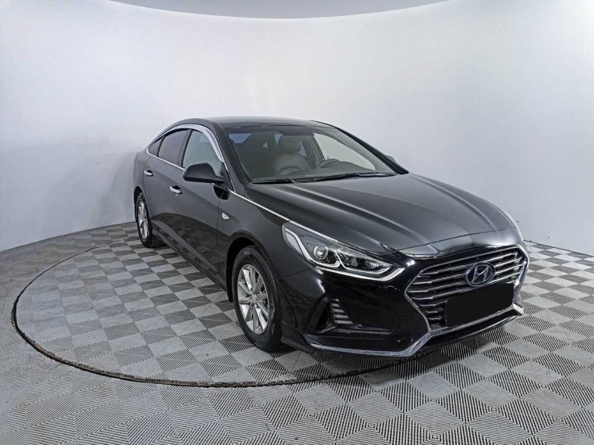 Купить Hyundai Sonata с пробегом. Фото: #2