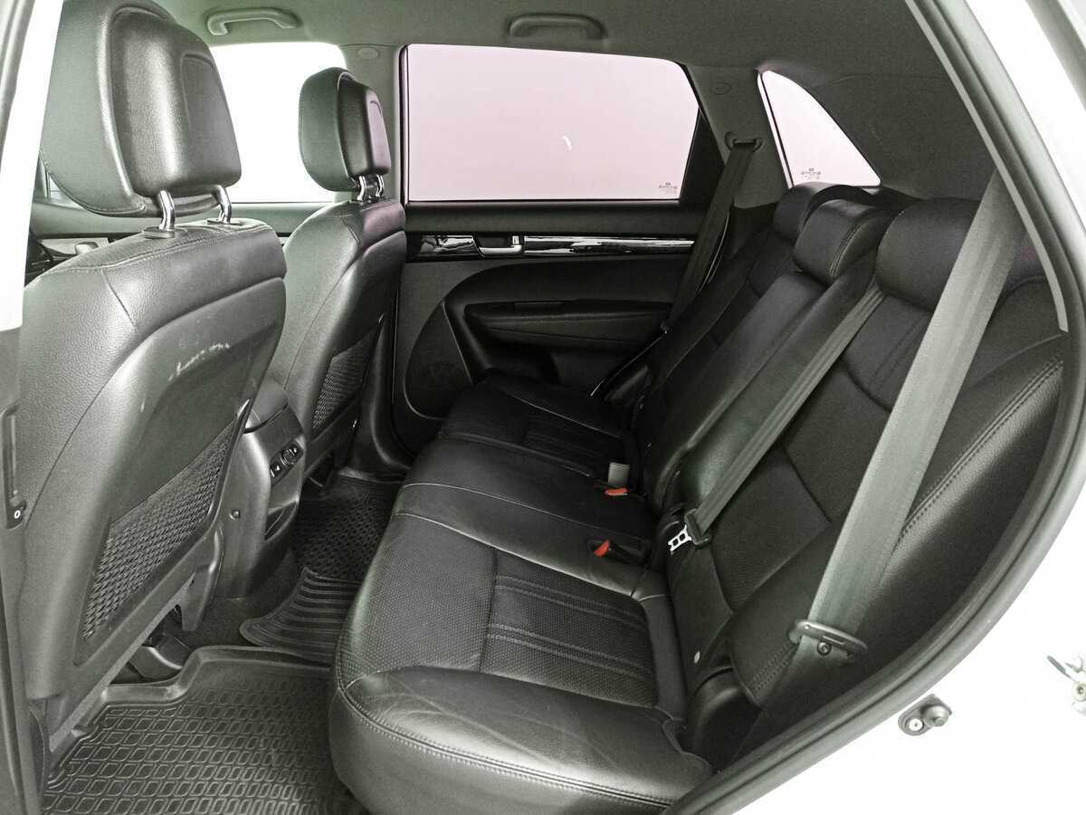 Купить Kia Sorento с пробегом. Фото: #9