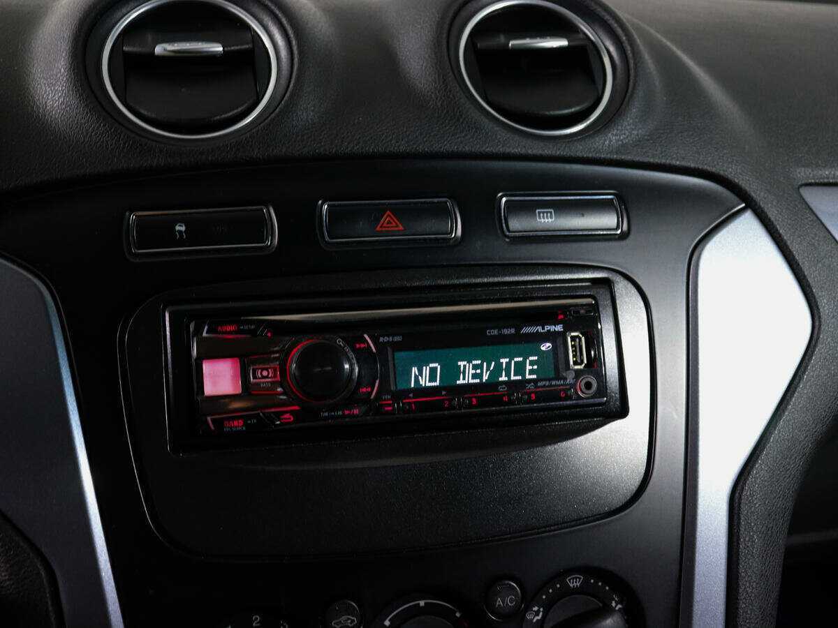 Купить Ford Mondeo с пробегом. Фото: #16