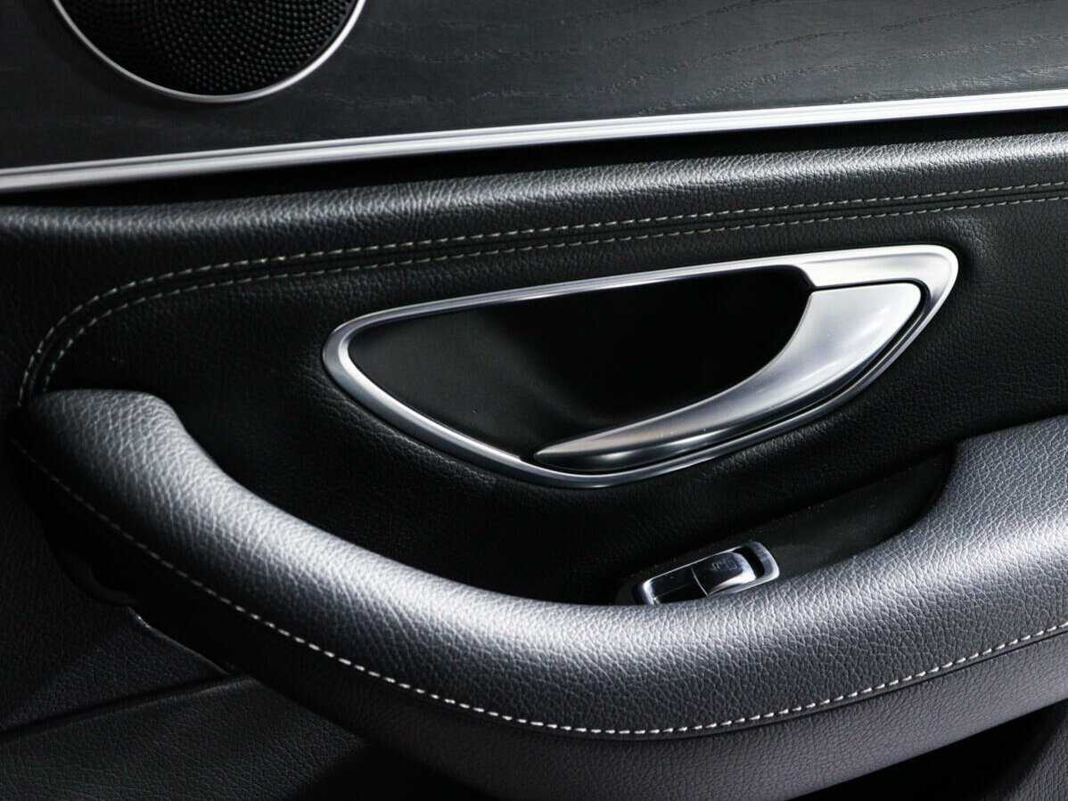 Купить Mercedes-Benz E-Класс с пробегом. Фото: #14