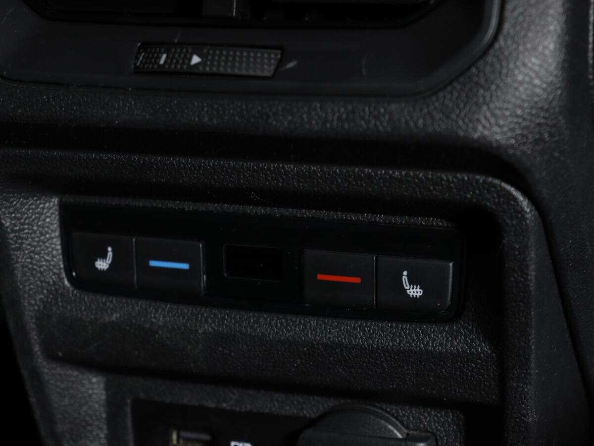 Купить Volkswagen Tiguan с пробегом. Фото: #15