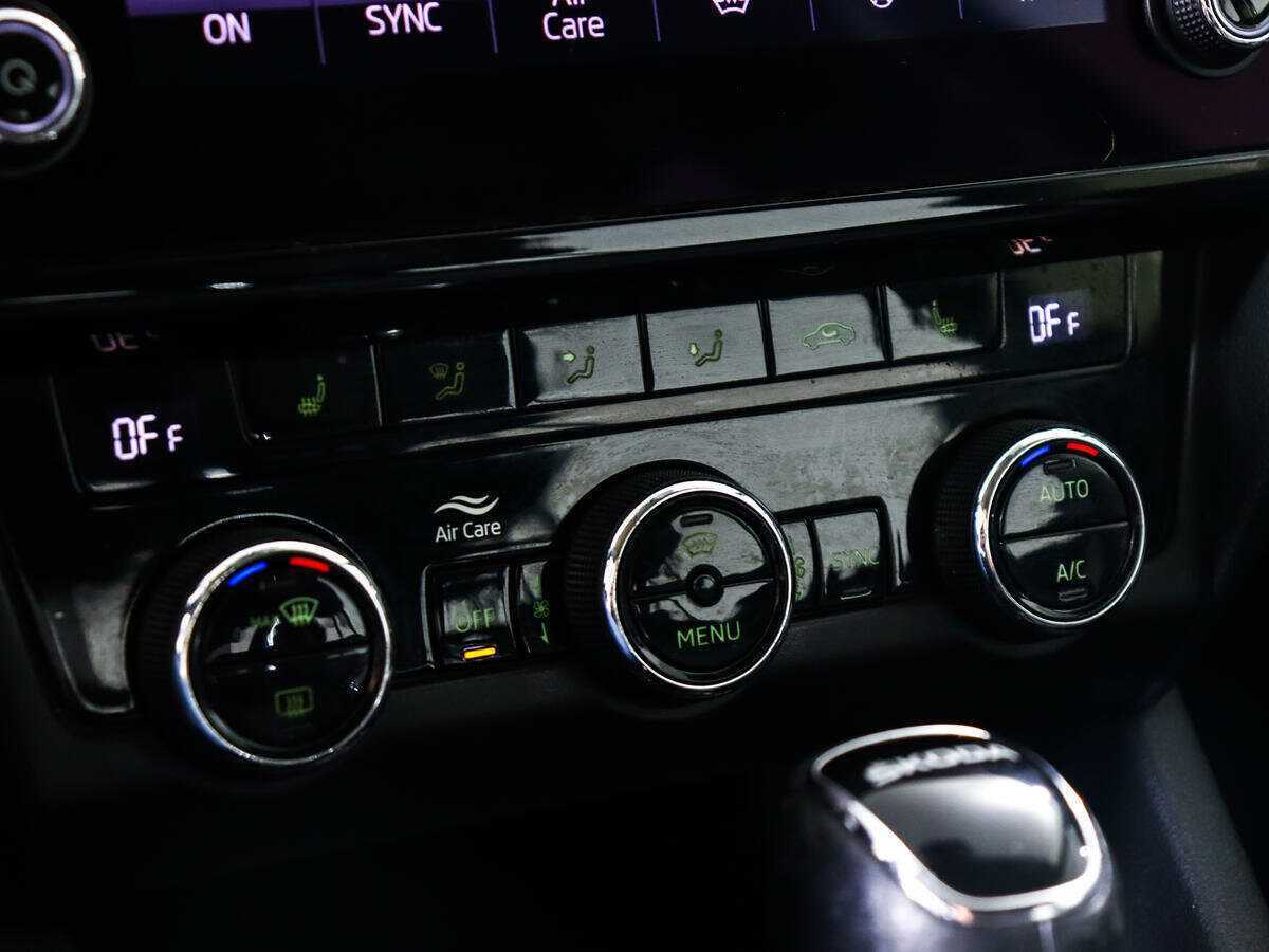 Купить Skoda Octavia с пробегом. Фото: #16