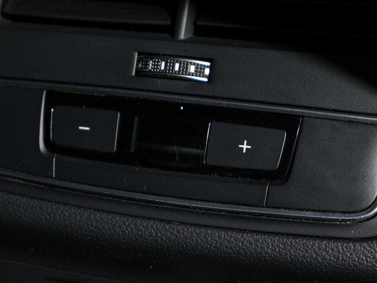 Купить Audi A4 с пробегом. Фото: #16