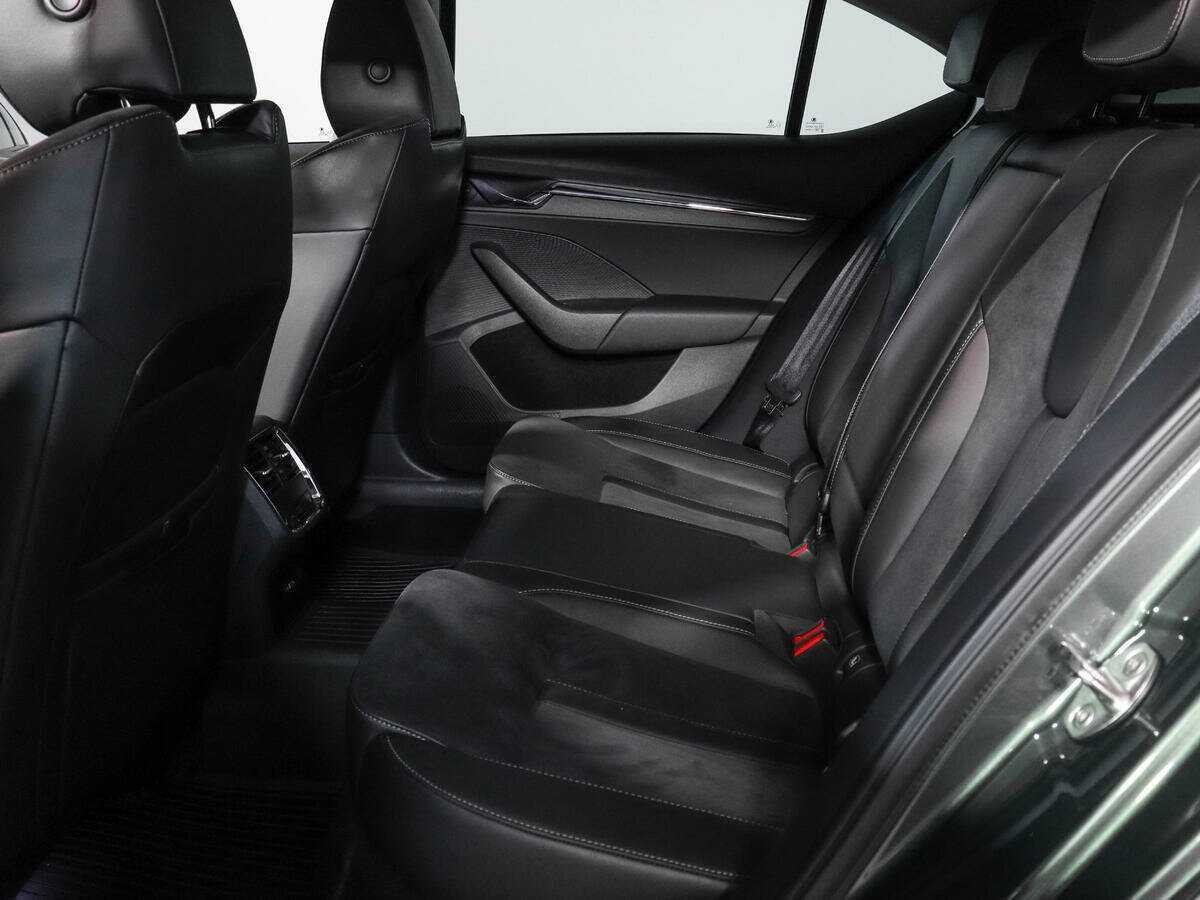 Купить Skoda Octavia с пробегом. Фото: #7