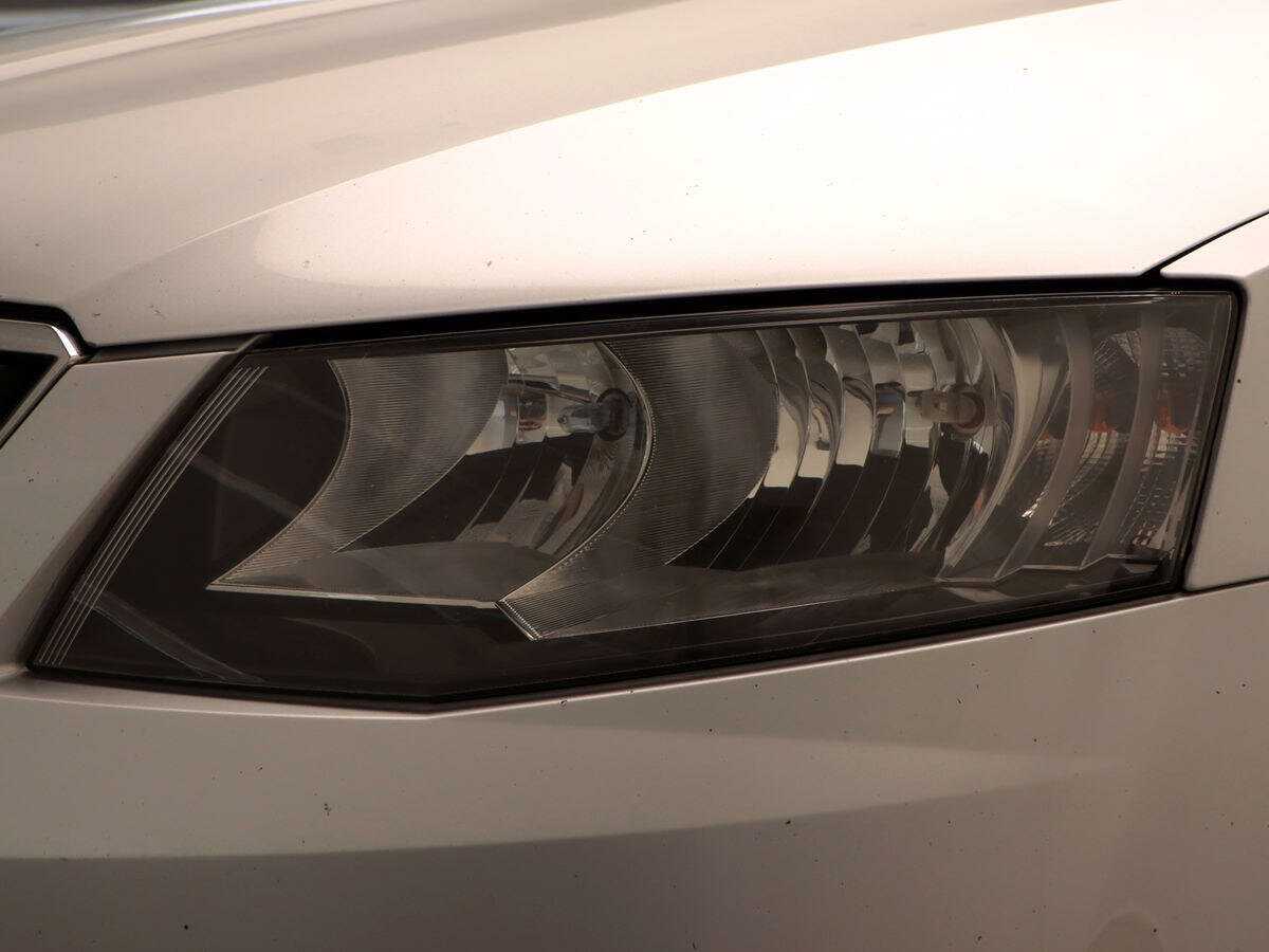 Купить Skoda Octavia с пробегом. Фото: #20
