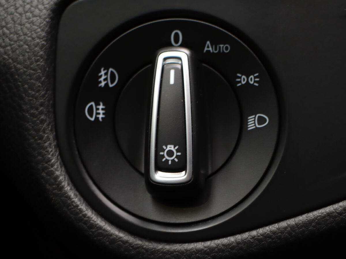 Купить Volkswagen Golf с пробегом. Фото: #13