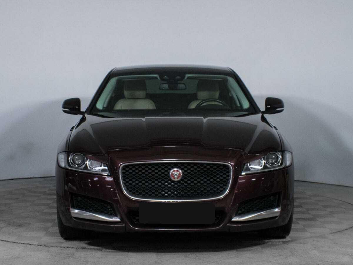 Купить Jaguar XF с пробегом. Фото: #1