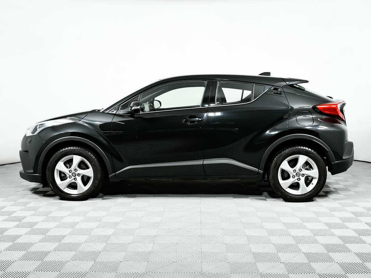 Купить Toyota C-HR с пробегом. Фото: #7