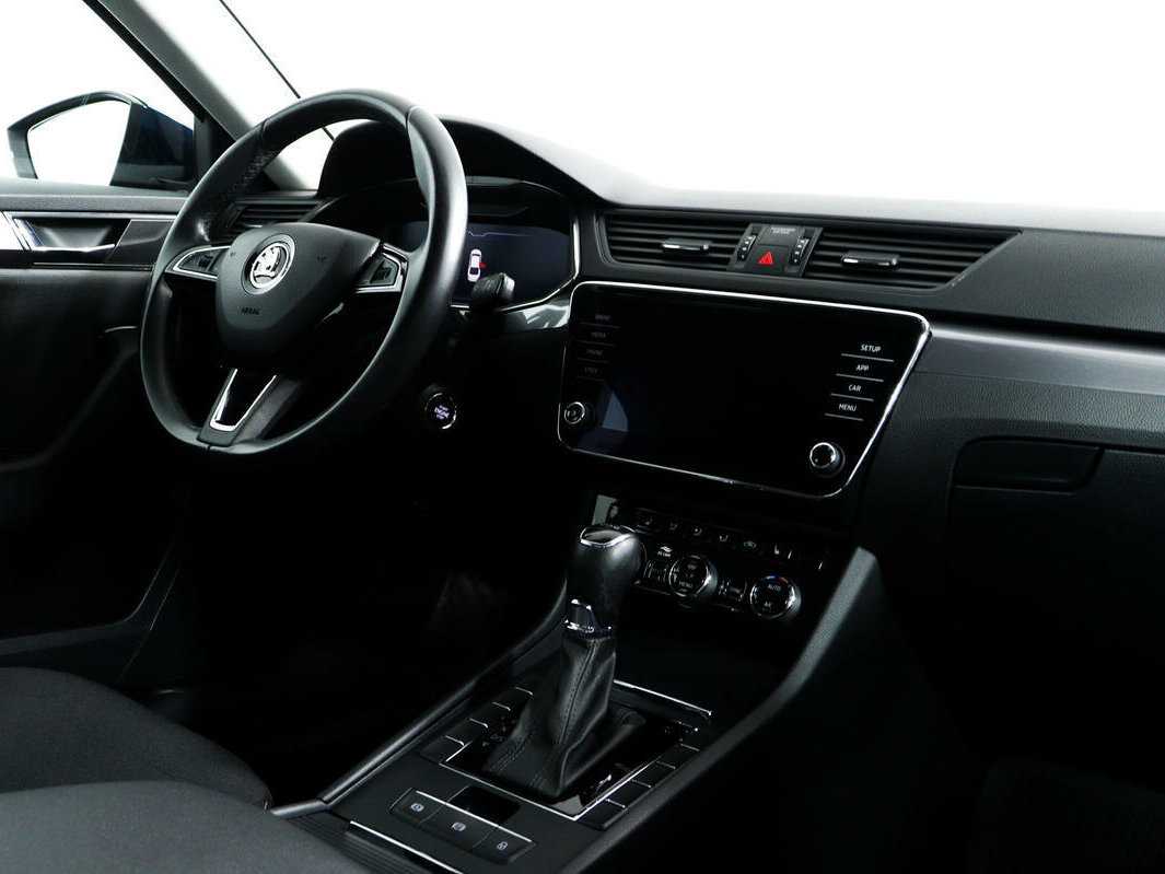 Купить Skoda Superb с пробегом. Фото: #8