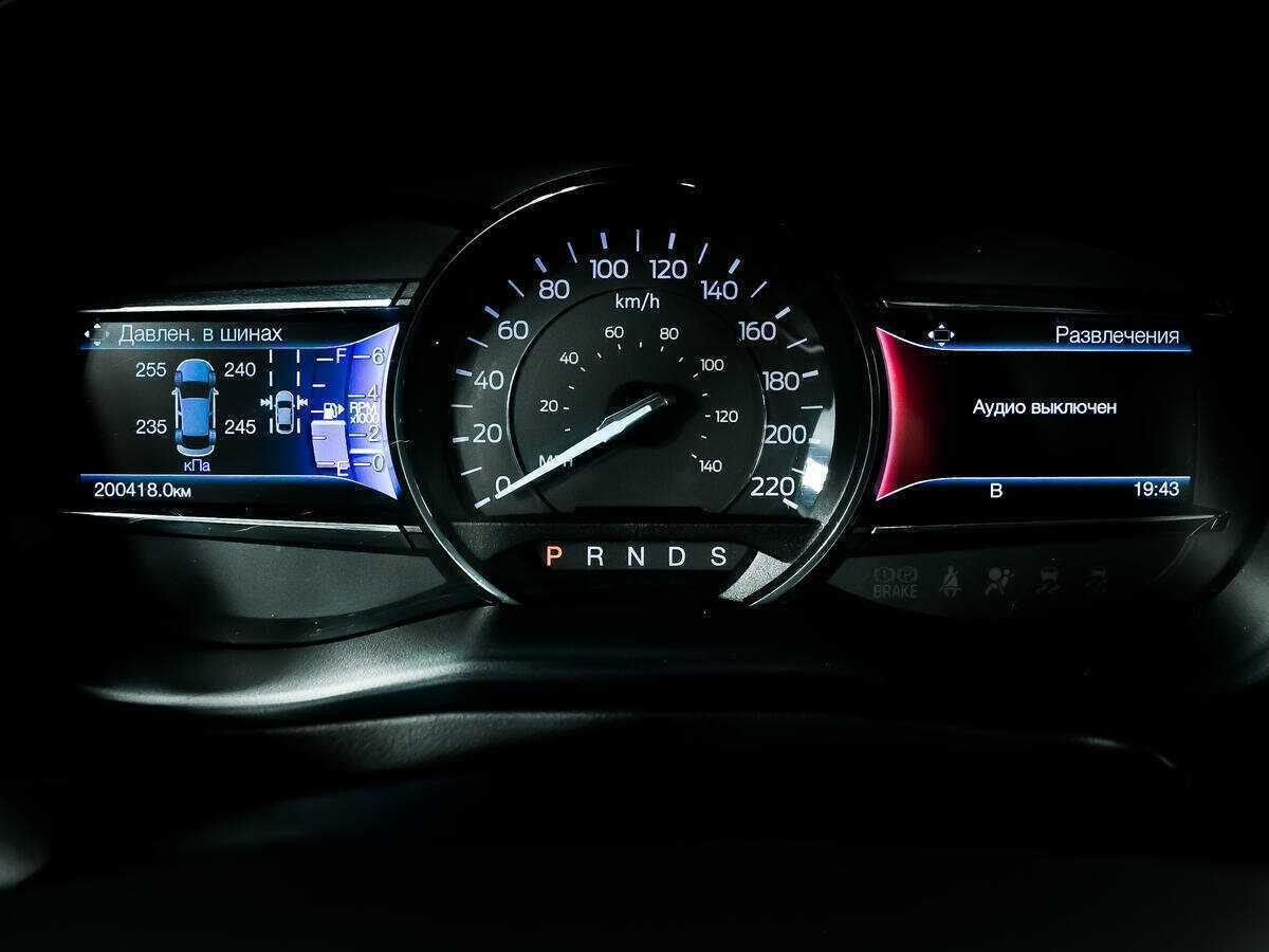 Купить Ford Explorer с пробегом. Фото: #9