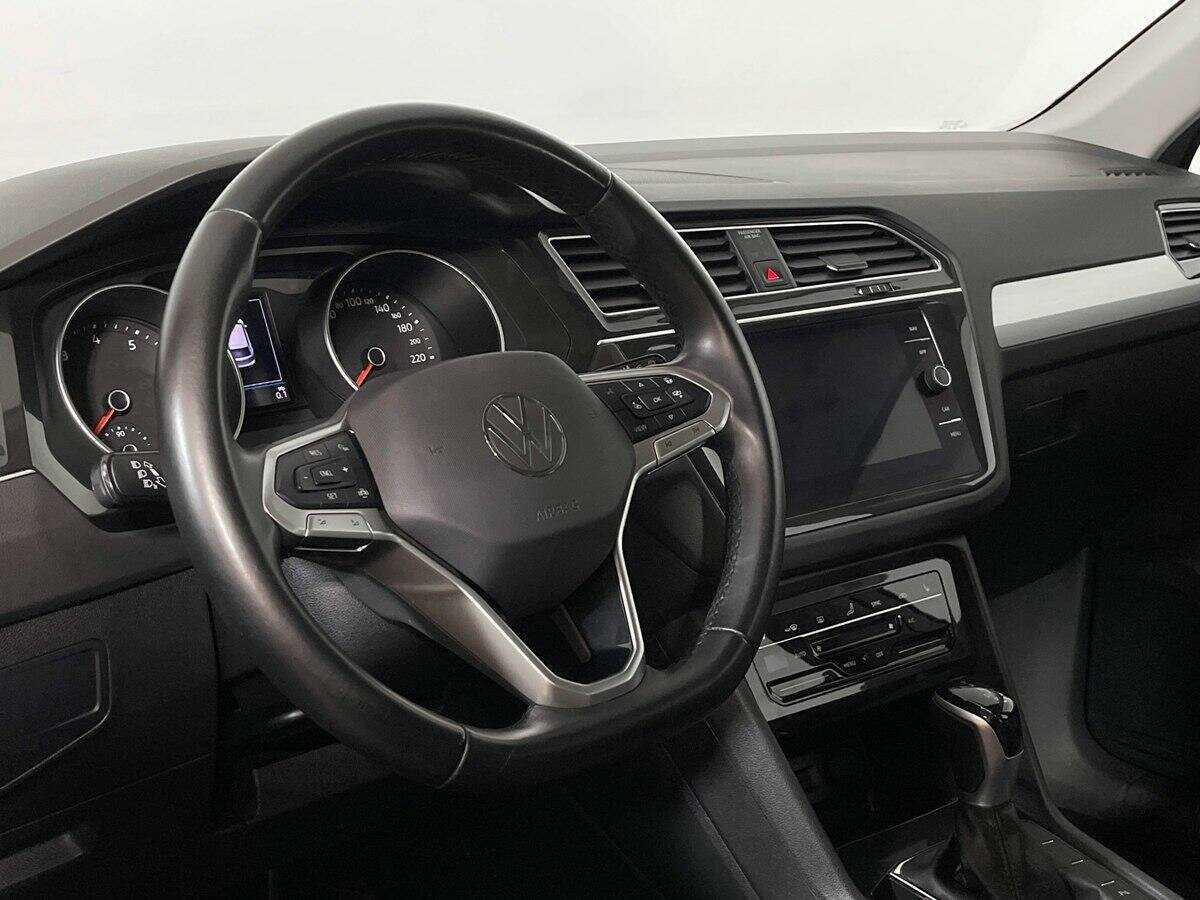 Купить Volkswagen Tiguan с пробегом. Фото: #14