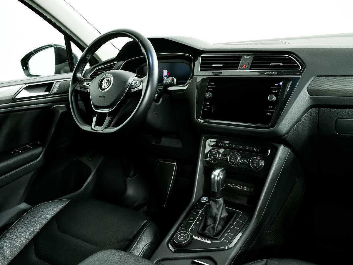 Купить Volkswagen Tiguan с пробегом. Фото: #8