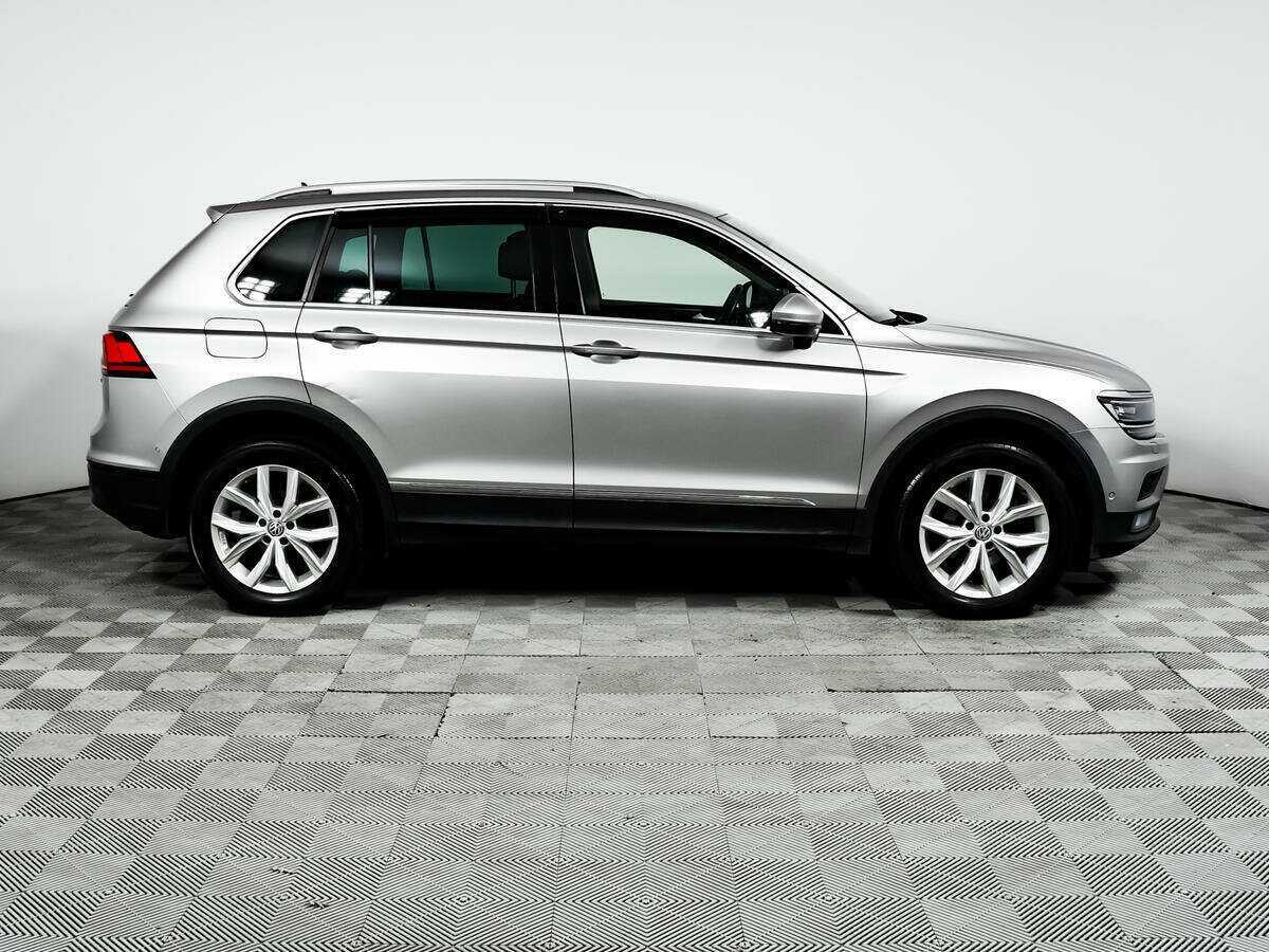Купить Volkswagen Tiguan с пробегом. Фото: #3