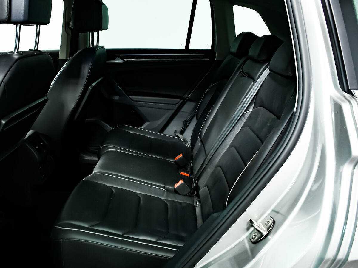 Купить Volkswagen Tiguan с пробегом. Фото: #11