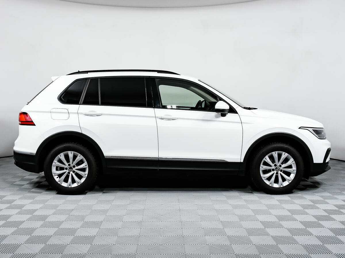 Купить Volkswagen Tiguan с пробегом. Фото: #3