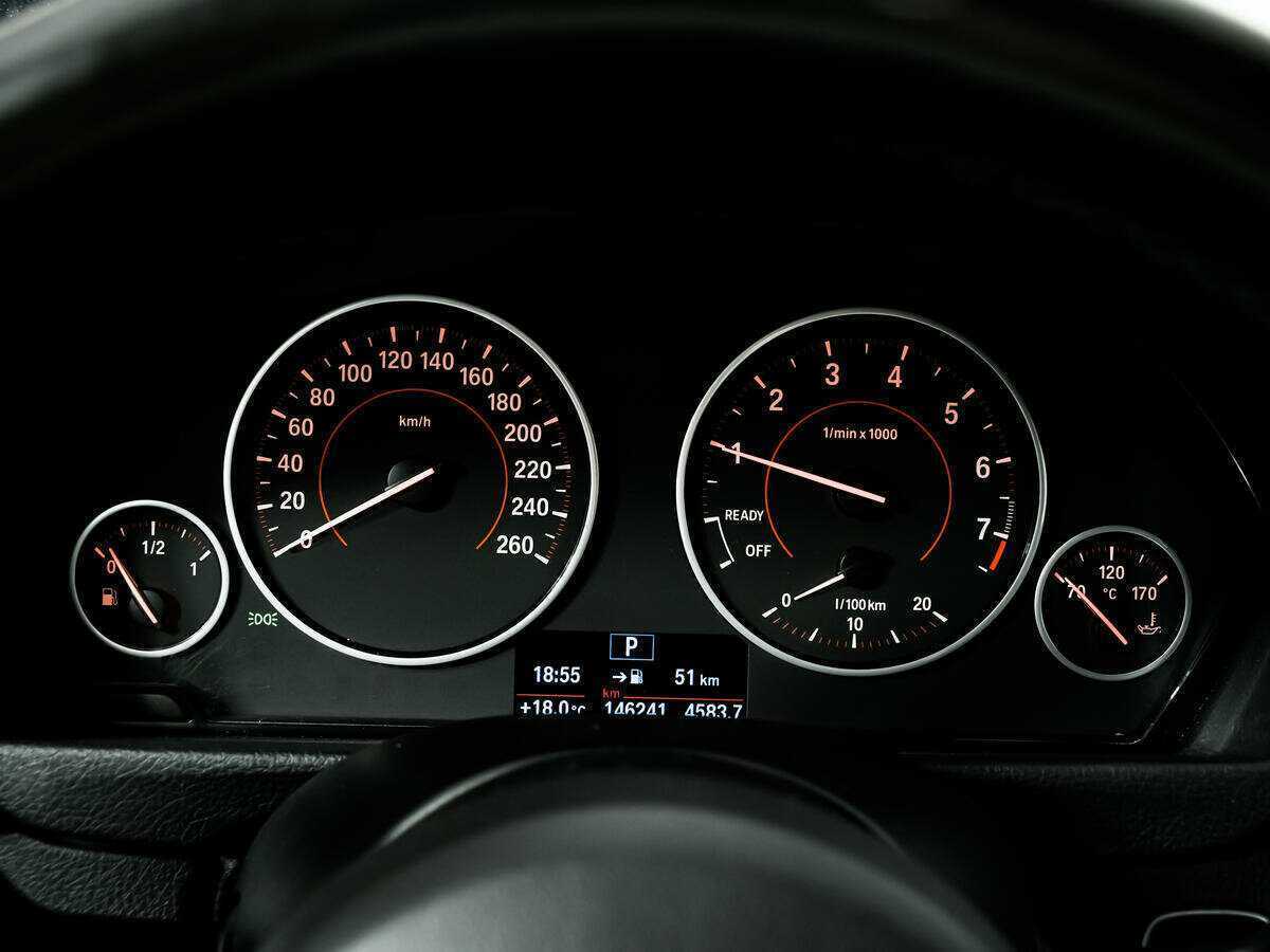 Купить BMW 3 серии с пробегом. Фото: #9