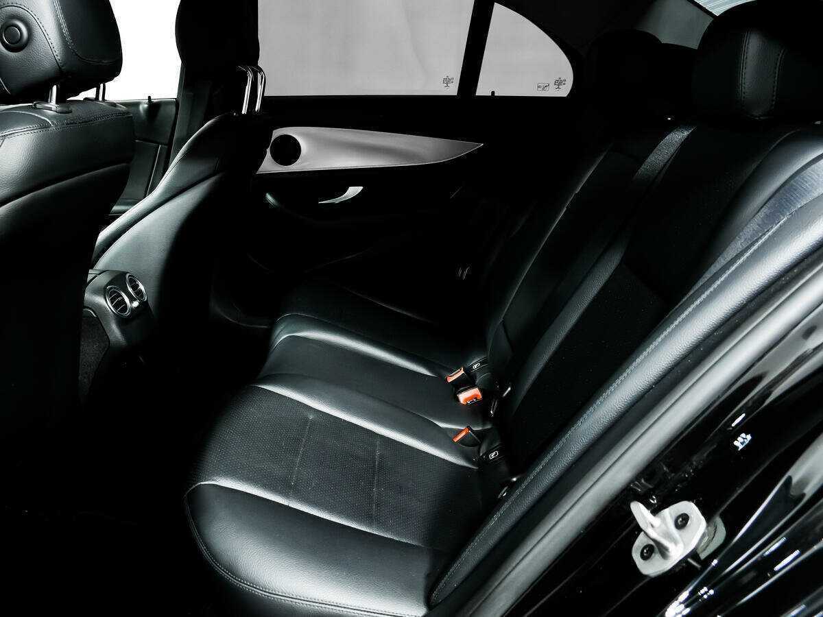 Купить Mercedes-Benz E-Класс с пробегом. Фото: #11