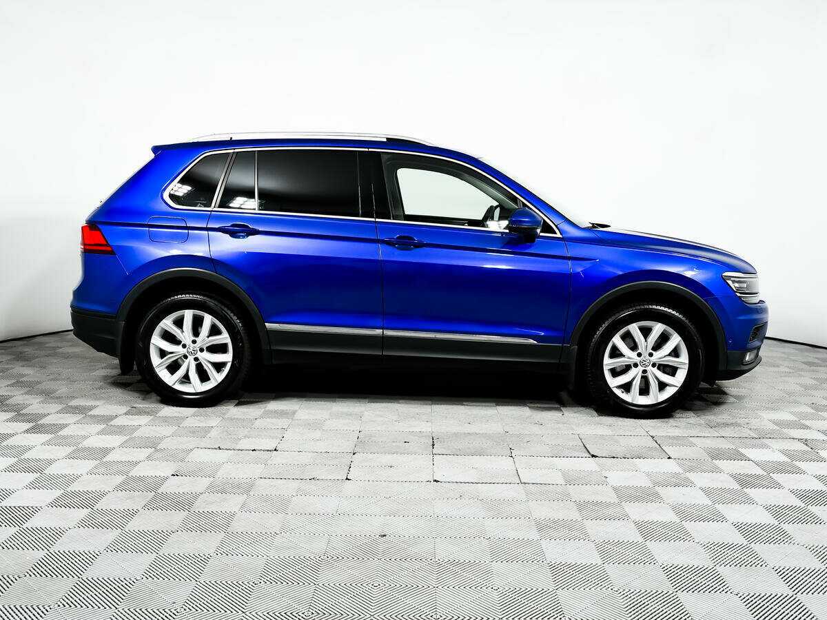 Купить Volkswagen Tiguan с пробегом. Фото: #3