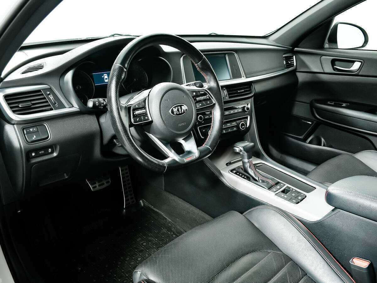 Купить Kia Optima с пробегом. Фото: #12