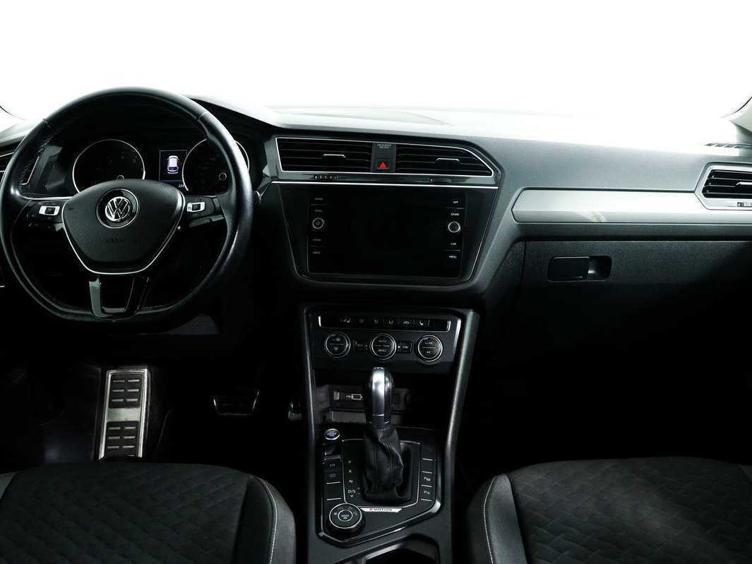 Купить Volkswagen Tiguan с пробегом. Фото: #10