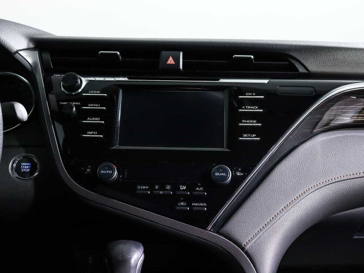 Купить Toyota Camry с пробегом. Фото: #10