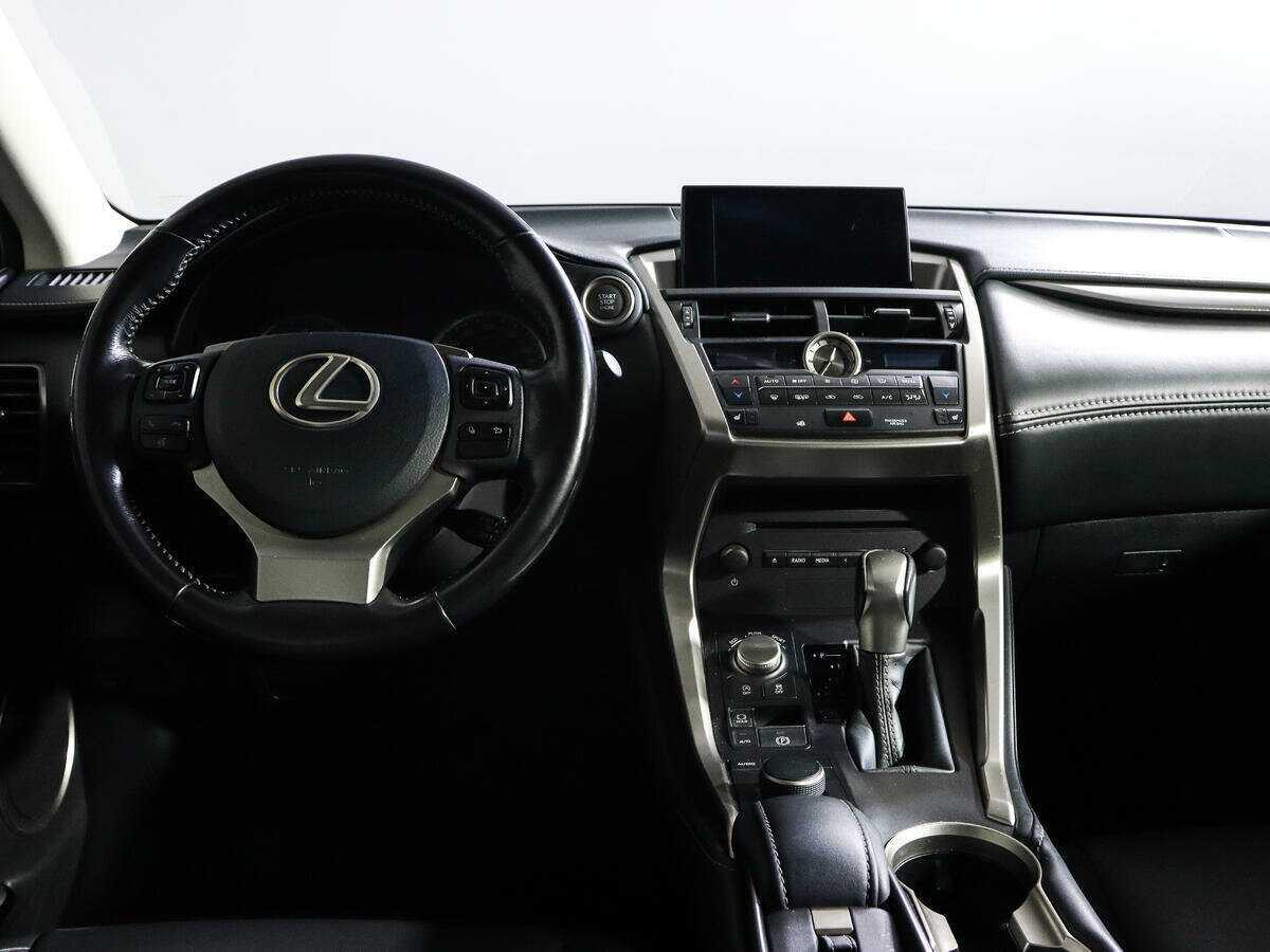 Купить Lexus NX с пробегом. Фото: #9