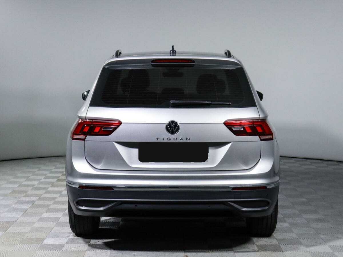 Купить Volkswagen Tiguan с пробегом. Фото: #3