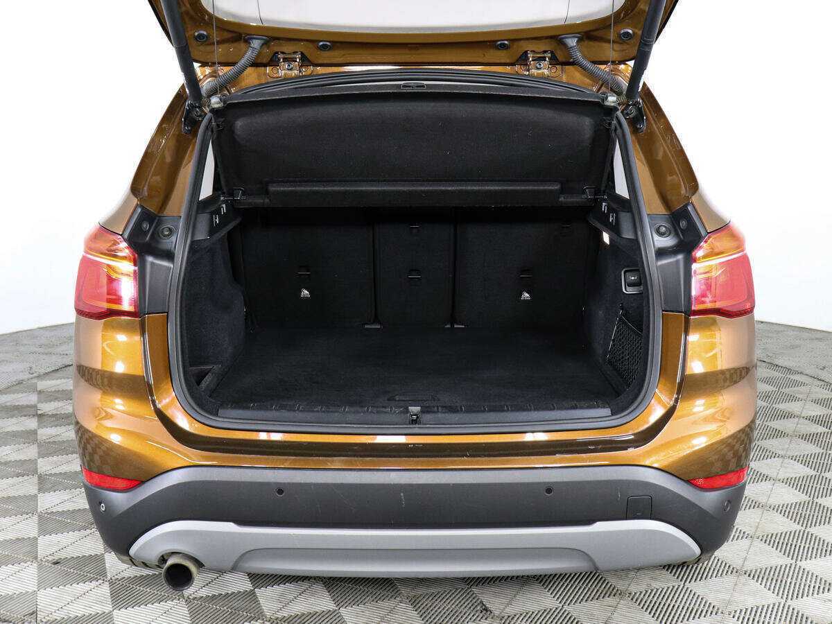Купить BMW X1 с пробегом. Фото: #8