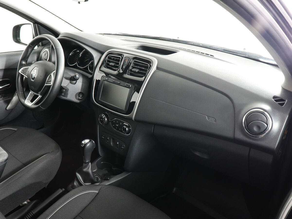 Купить Renault Sandero с пробегом. Фото: #9