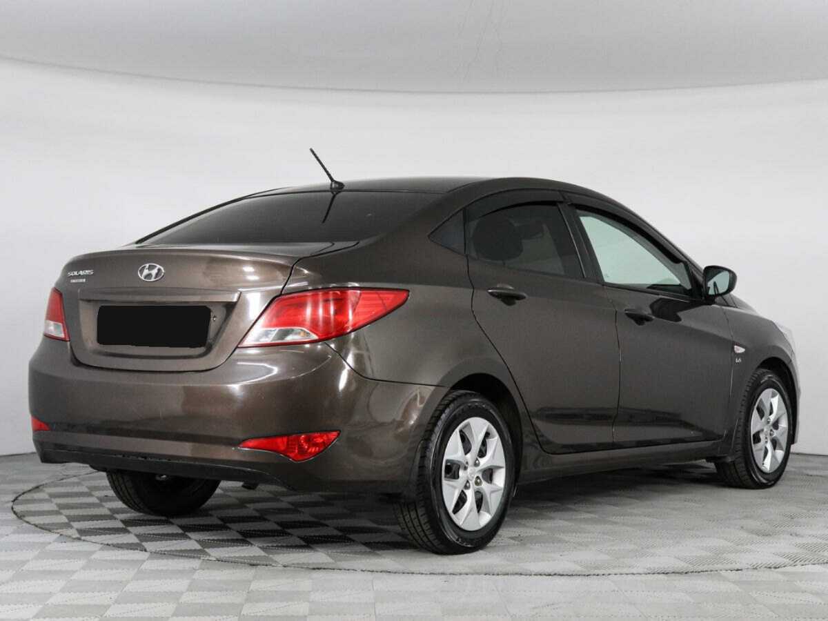 Купить Hyundai Solaris с пробегом. Фото: #4