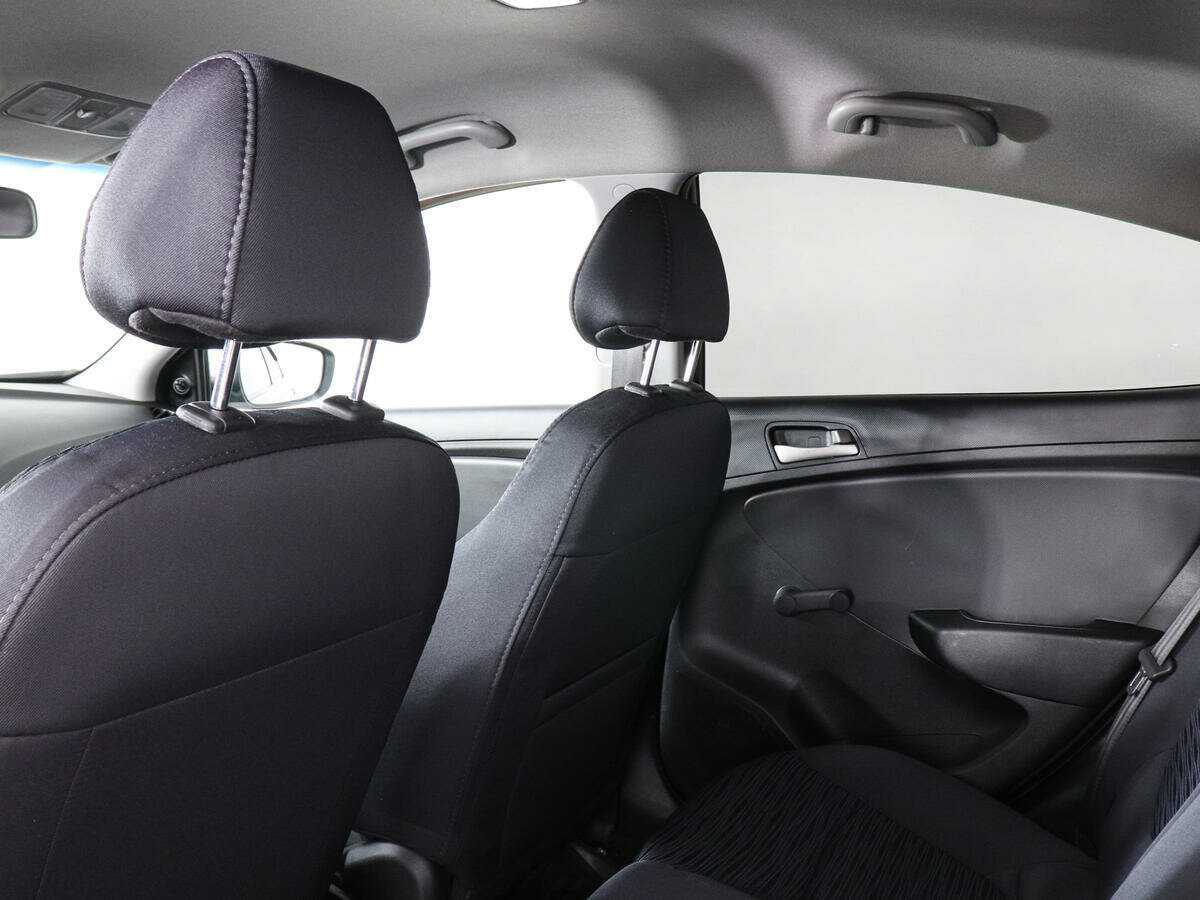 Купить Hyundai Solaris с пробегом. Фото: #11