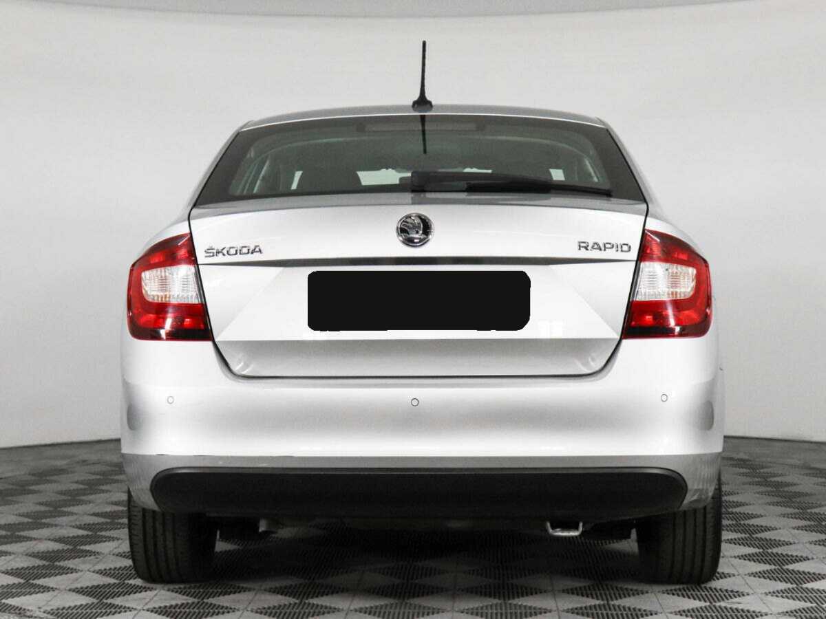 Купить Skoda Rapid с пробегом. Фото: #5