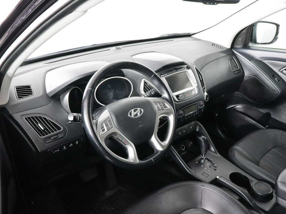 Купить Hyundai ix35 с пробегом. Фото: #8