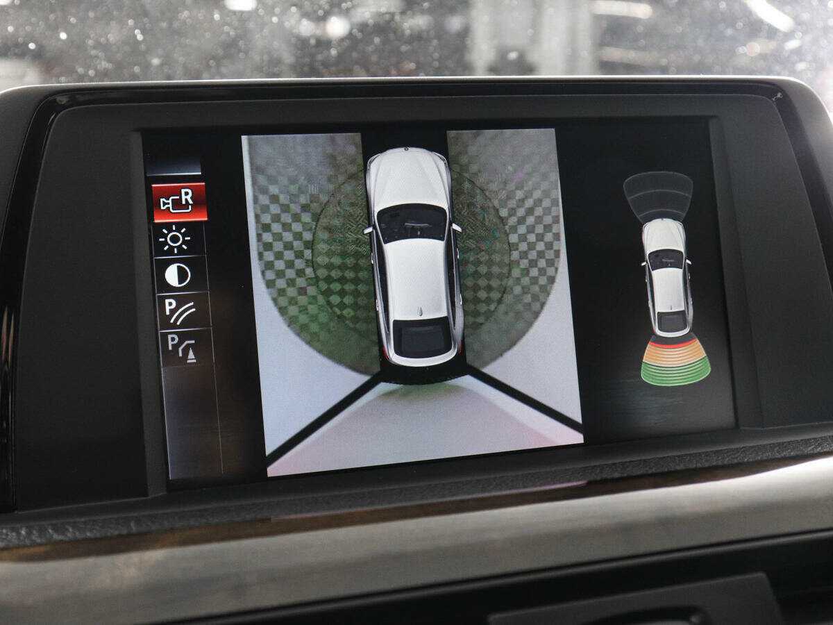 Купить BMW 3 серии с пробегом. Фото: #15