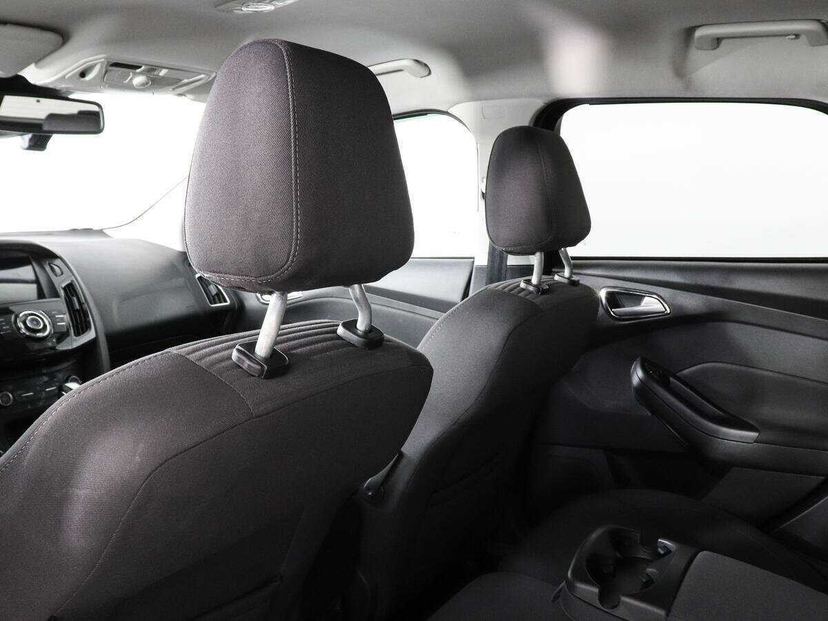 Купить Ford Focus с пробегом. Фото: #11