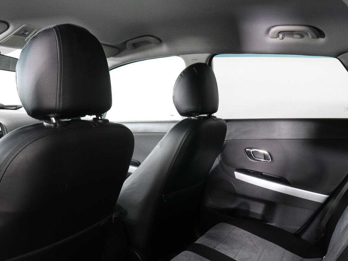 Купить Kia Ceed с пробегом. Фото: #11